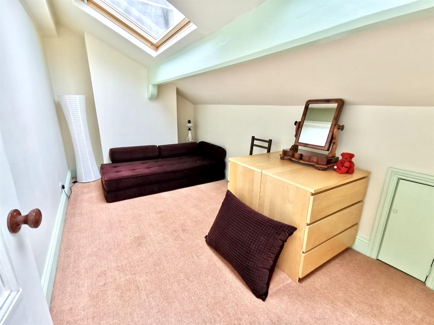 BEDROOM FIVE